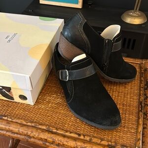 Earth Origins Oakland Addie Womens Black Suede Zipper Ankle & Booties Boots 11w